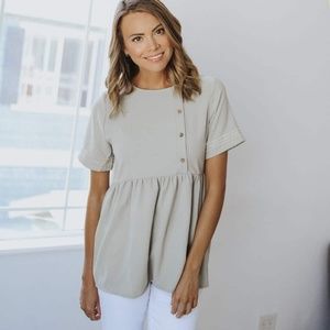 Roolee piper scoot side button blouse medium